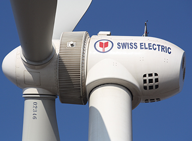 2.0MW permanent magnet direct-driving wind turbine